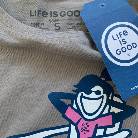 Life is Good grey women’s t-shirt - Picture 3 of 4